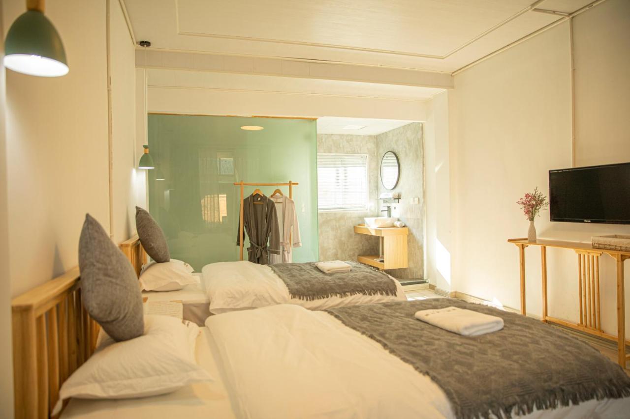 雪湖轻奢民宿 Snowlake Inn Shangri-La Extérieur photo